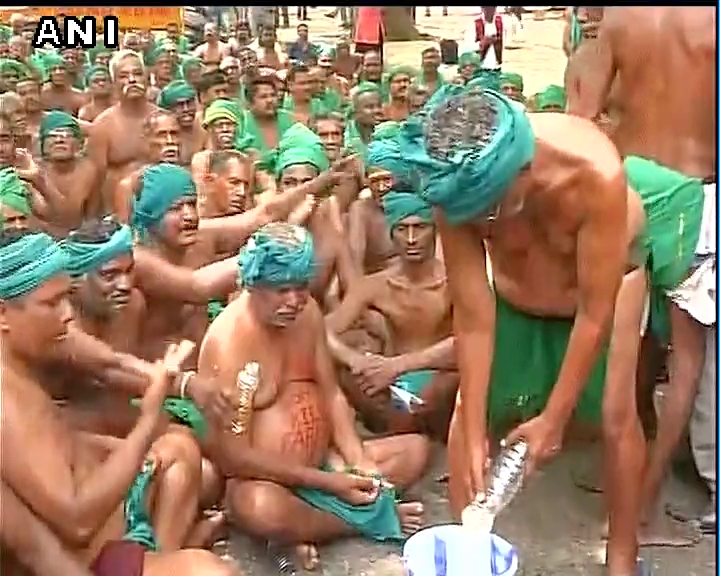 Lakhs of people throng ghats across India to celebrate Chhath